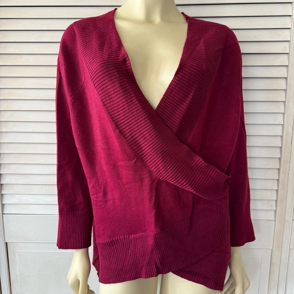 Women's Dots Sweater Size 3X Red